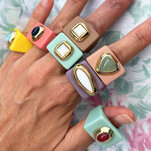 Anillo para mujer color mint madreperla