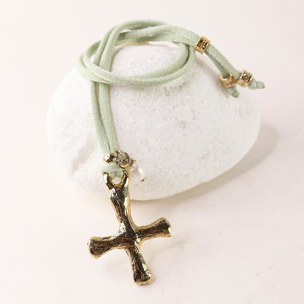 Collar Cruz mini TESSABIT
