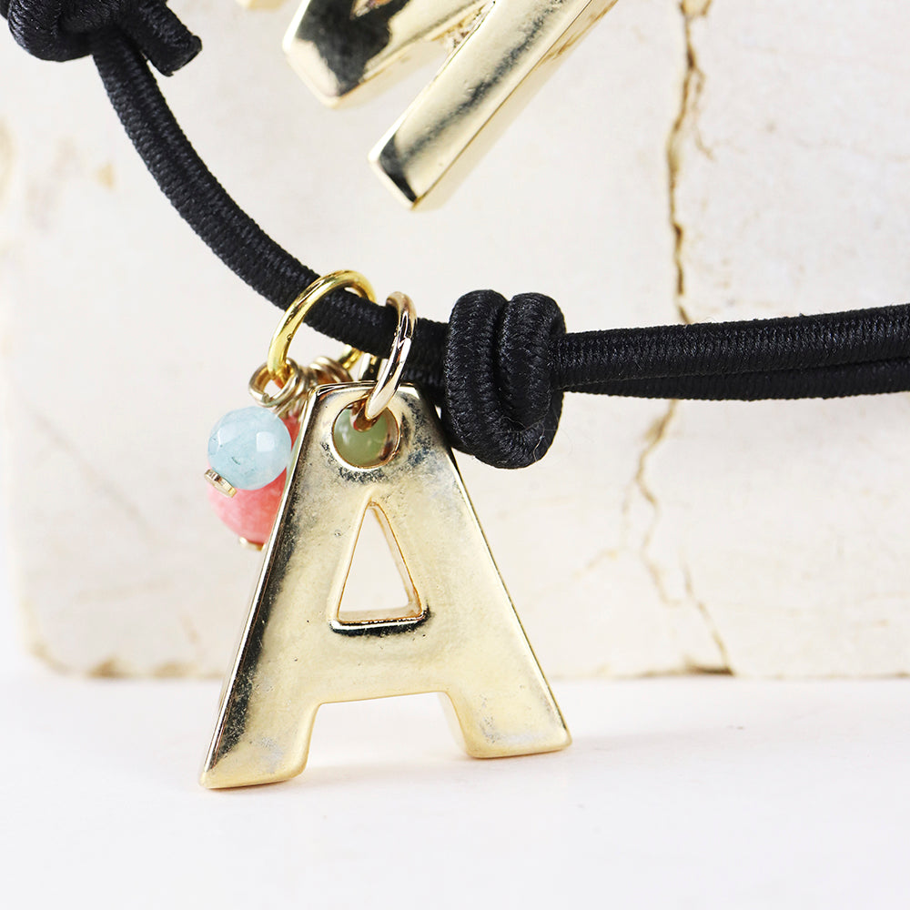 Collar MILU letra